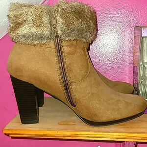 Dana Buchman Faux Fur & Suede Ankle Boots Size 9.5